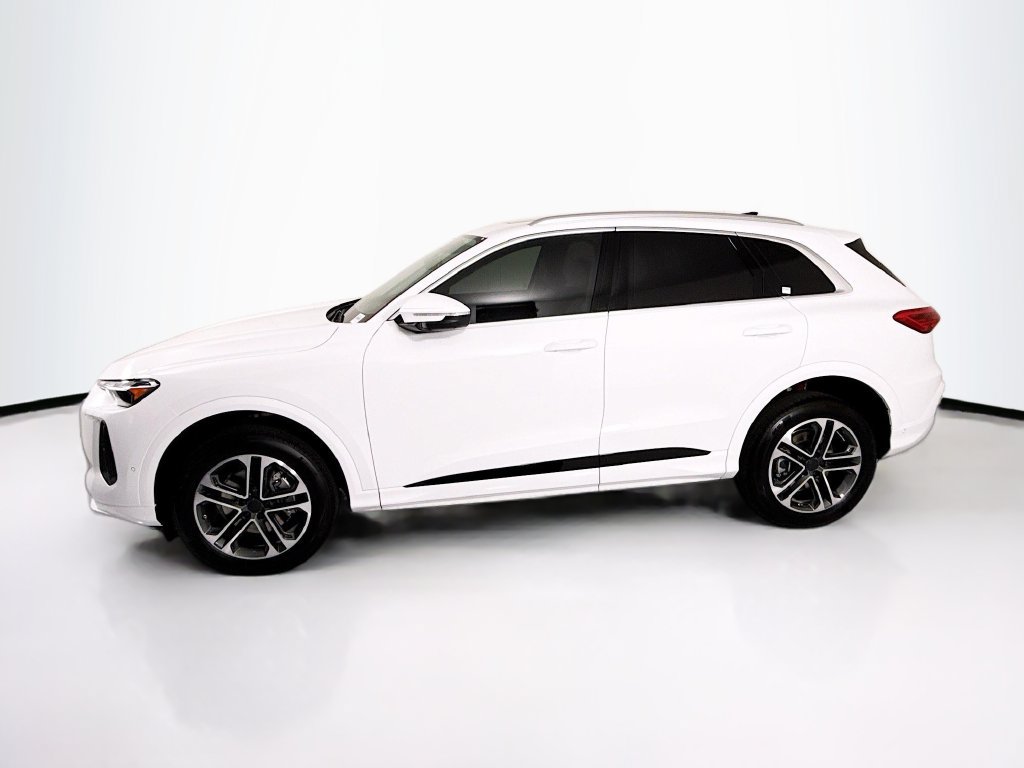 Used 2026 Audi Q5 Premium w/ Convenience Package AWD/4WD image 9