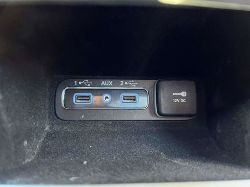 Used 2019 Jeep Grand Cherokee High Altitude image 28