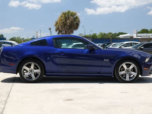 Used 2013 Ford Mustang GT Premium w/ Security Pkg RWD image 8