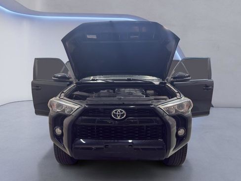 Used 2018 Toyota 4Runner SR5 Premium AWD/4WD image 10