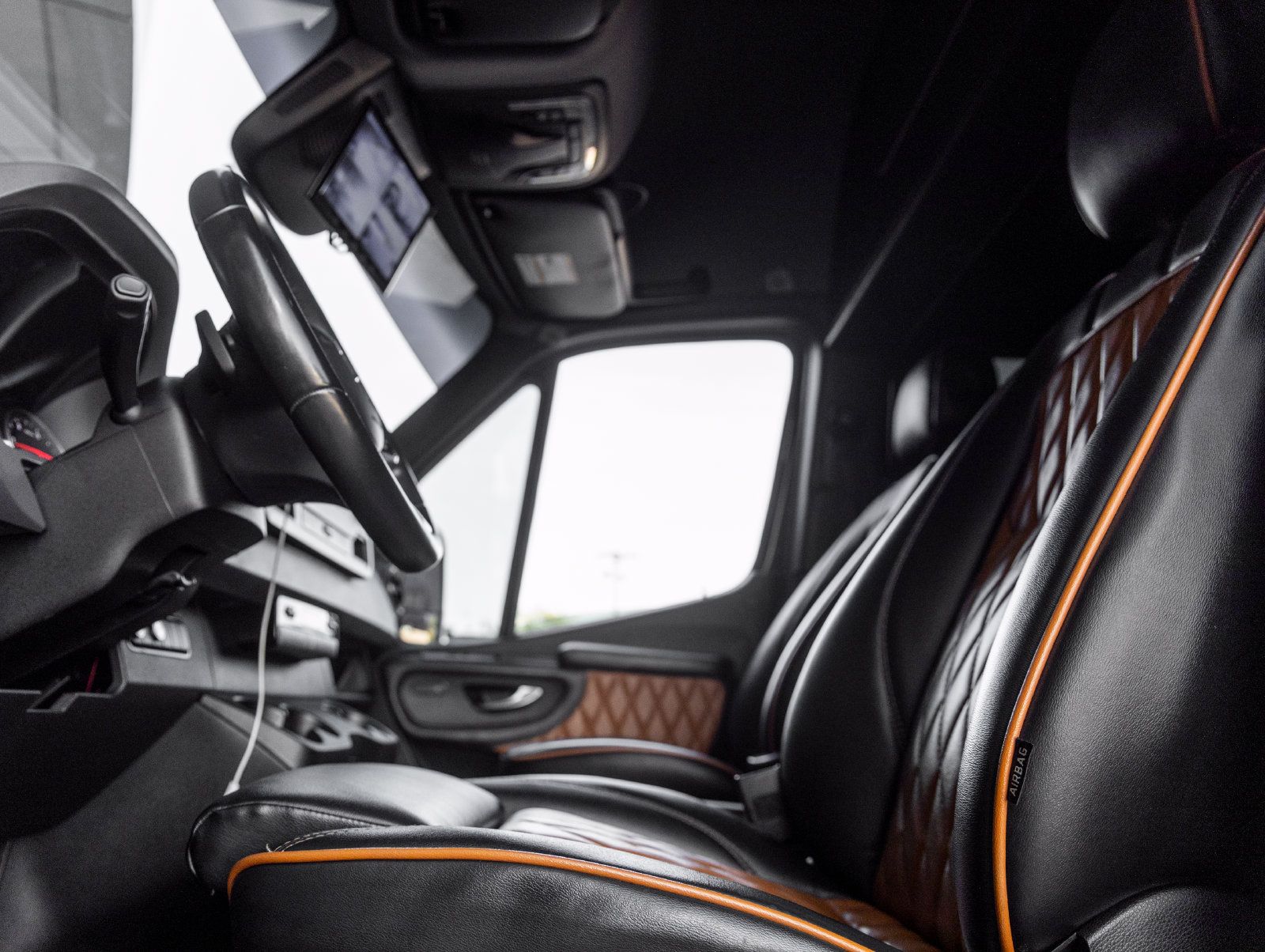 Used 2019 Mercedes-Benz Sprinter 2500 image 19