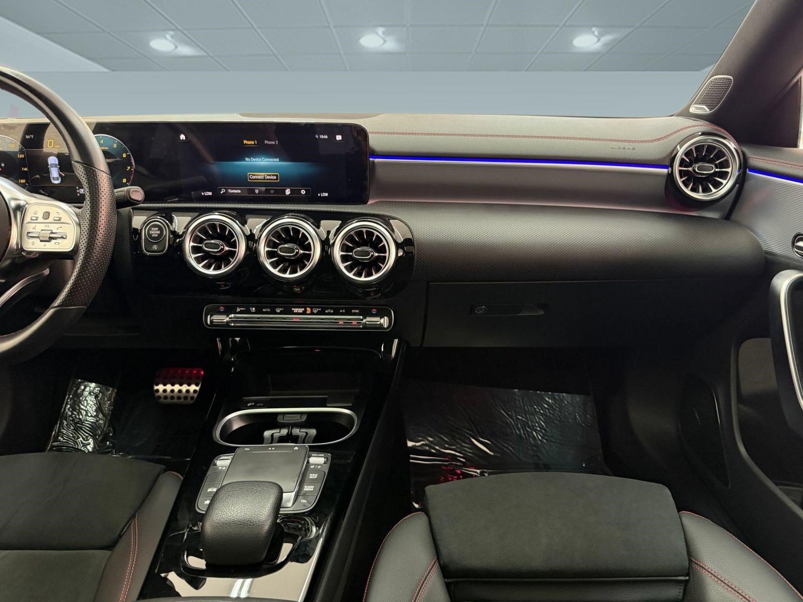 Used 2023 Mercedes-Benz CLA 250 image 31