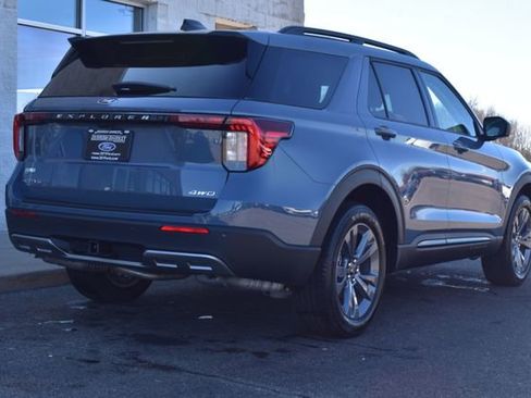 New 2026 Ford Explorer Active w/ Active Comfort Package image 11