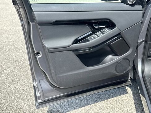 Certified 2025 Land Rover Range Rover Evoque S image 17