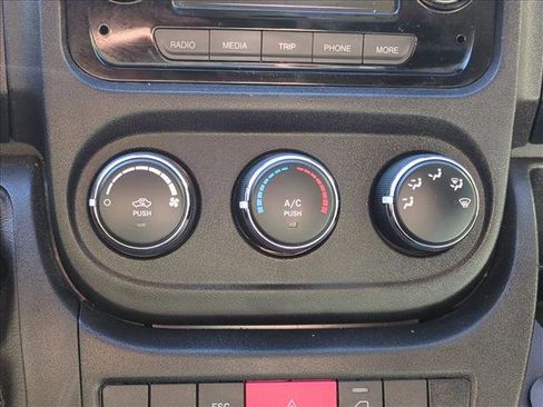 Used 2021 RAM ProMaster 2500 image 13