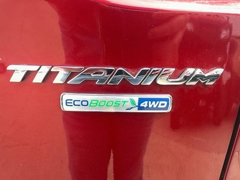 Used 2015 Ford Escape Titanium w/ Equipment Group 301A AWD/4WD image 22
