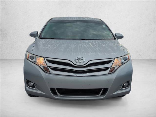 Used 2015 Toyota Venza XLE FWD image 3