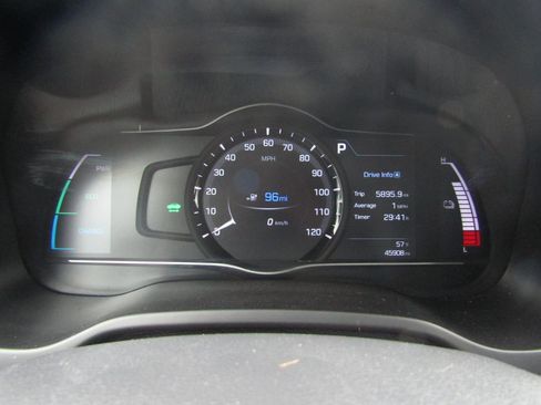 Used 2017 Hyundai Ioniq Limited FWD image 14