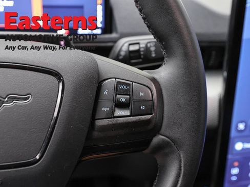 Used 2023 Ford Mustang Mach-E Select RWD image 15