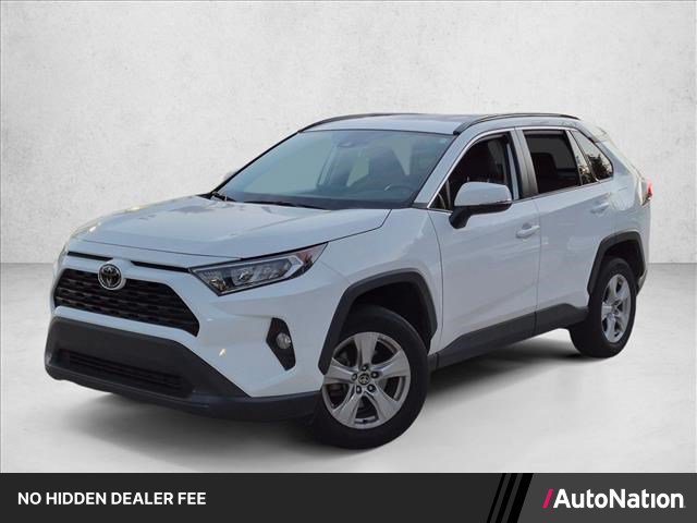 Used 2021 Toyota RAV4 XLE FWD image 1