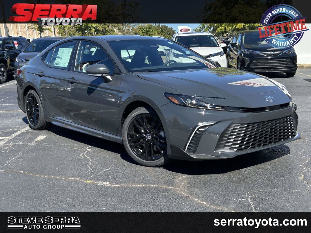 New 2026 Toyota Camry SE FWD image 1