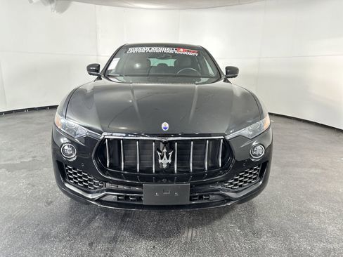 Used 2019 Maserati Levante image 4