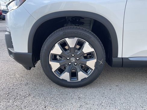 New 2026 Honda Pilot Touring image 18