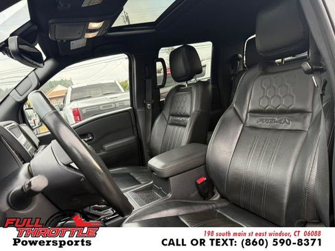 Used 2022 Nissan Frontier PRO-4X w/ Pro-4X Premium Package image 14