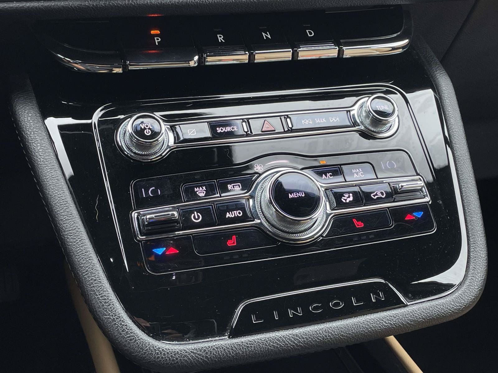 Used 2020 Lincoln Corsair Reserve FWD image 19