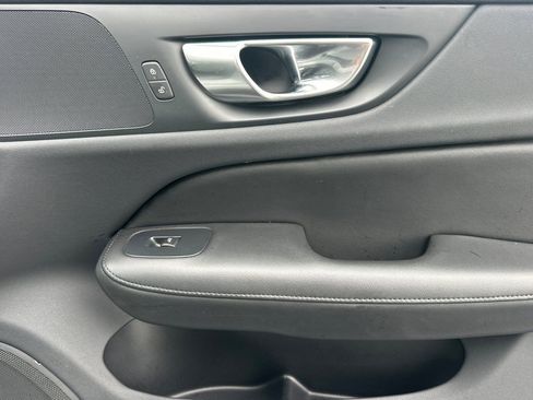 Used 2024 Volvo S60 B5 Plus image 20