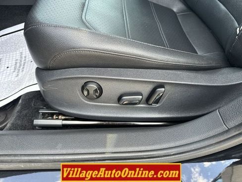 Used 2016 Volkswagen Passat 1.8T SE w/ Lighting Package (P06) FWD image 15