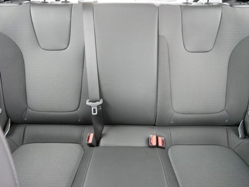 Used 2025 Buick Encore GX Preferred image 13