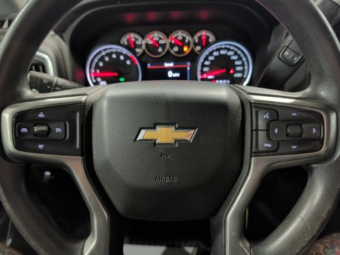 Used 2020 Chevrolet Silverado 2500 LT AWD/4WD image 9
