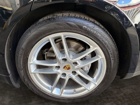 Used 2016 Porsche Panamera image 35