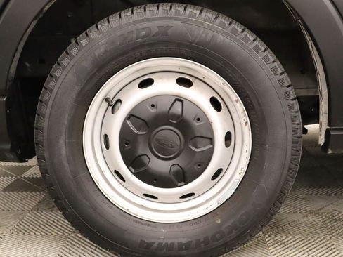 Used 2020 Ford Transit 250 Medium Roof RWD image 6
