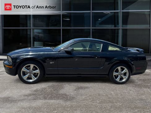 Used 2008 Ford Mustang GT RWD image 9