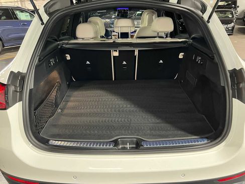 Used 2023 Mercedes-Benz GLC 300 4MATIC image 16