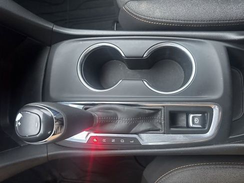 Used 2020 Chevrolet Equinox LT image 34