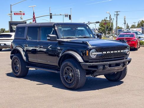 Used 2023 Ford Bronco Wildtrak AWD/4WD image 5
