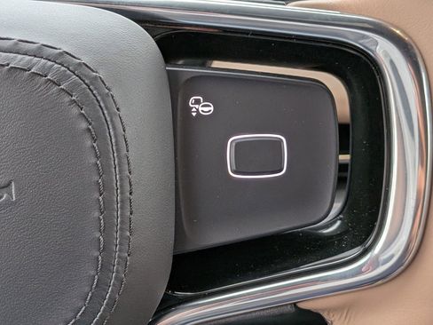 New 2026 Lincoln Navigator L Black Label AWD/4WD image 31