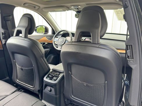 Used 2021 Volvo XC90 T8 Inscription Expression w/ Protection Package Premier AWD/4WD image 37