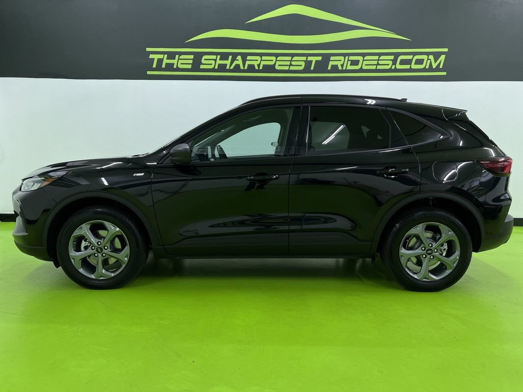 Used 2025 Ford Escape ST-Line AWD/4WD image 6