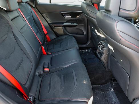 Certified 2024 Mercedes-Benz GLC 43 AMG 4MATIC image 18