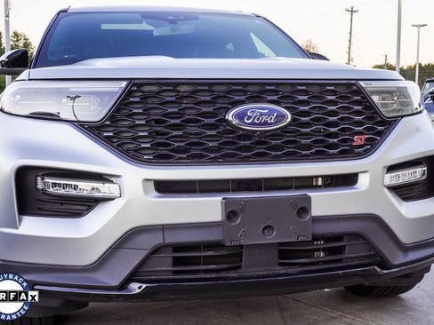 Used 2022 Ford Explorer ST image 7