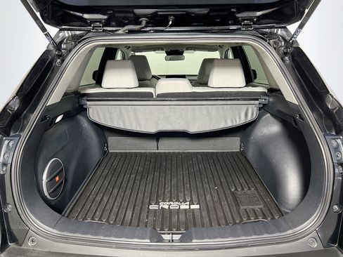 Used 2024 Toyota Corolla Cross LE w/ Moonroof Package AWD/4WD image 23