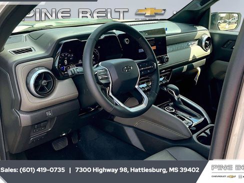 New 2026 Chevrolet Colorado ZR2 w/ Off-Road Front Bumper Package AWD/4WD image 13
