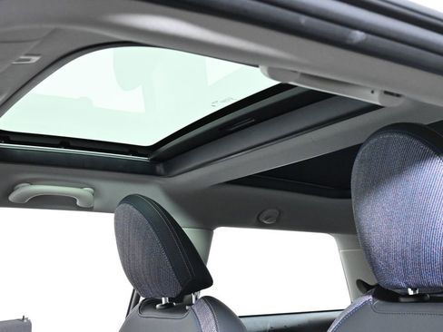 Certified 2025 MINI Cooper S image 28