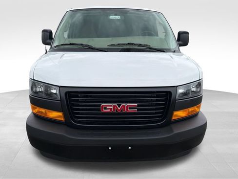 New 2026 GMC Savana 2500 w/ Driver Convenience Package RWD image 2