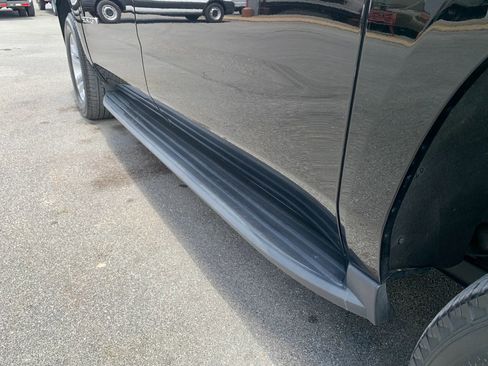 Used 2017 Chevrolet Suburban LS w/ Skid Plate Package AWD/4WD image 7