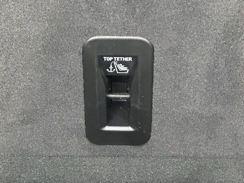 Used 2024 Chevrolet Suburban Z71 w/ Luxury Package image 21