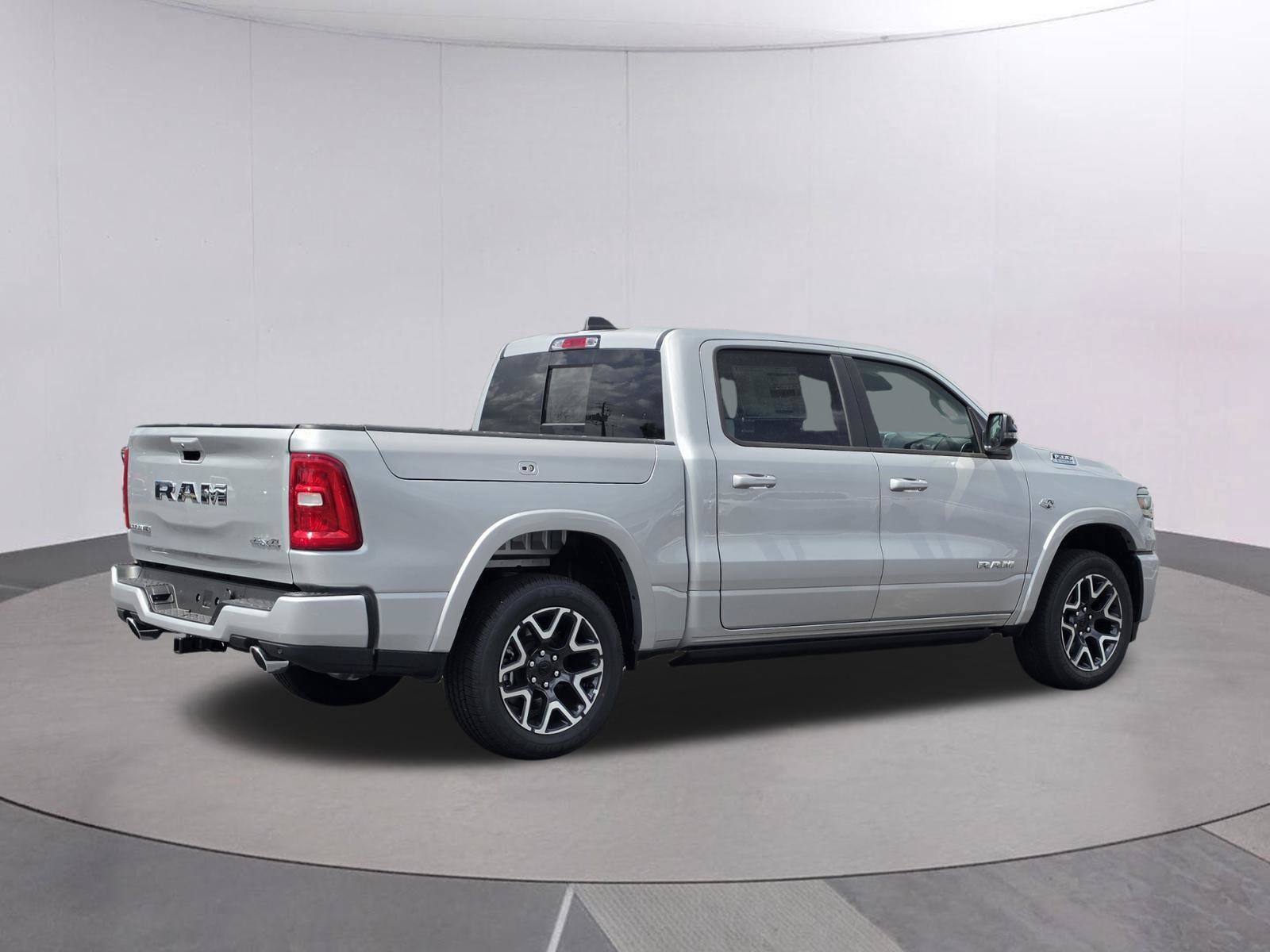 New 2026 RAM 1500 Laramie w/ Laramie Southwest Edition AWD/4WD image 5