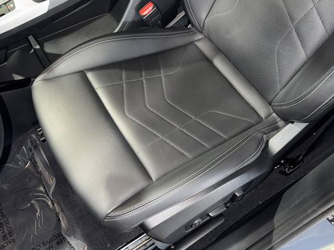 Used 2023 BMW X1 xDrive28i w/ Premium Package image 34