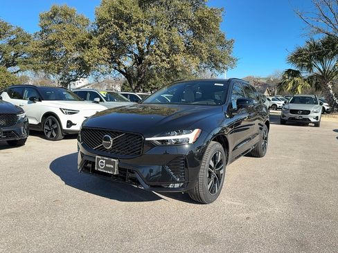 New 2026 Volvo XC60 B5 Core image 2