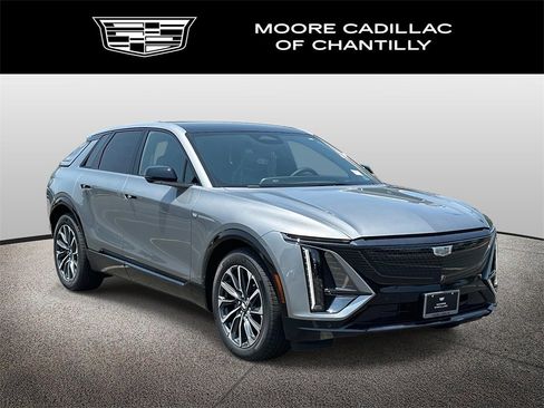 New 2025 Cadillac Lyriq Sport image 1