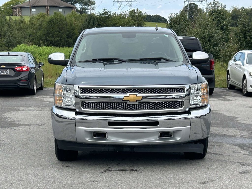 Used 2013 Chevrolet Silverado 1500 LT w/ All-Star Edition AWD/4WD image 2