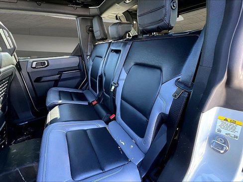 Used 2024 Ford Bronco Black Diamond image 25