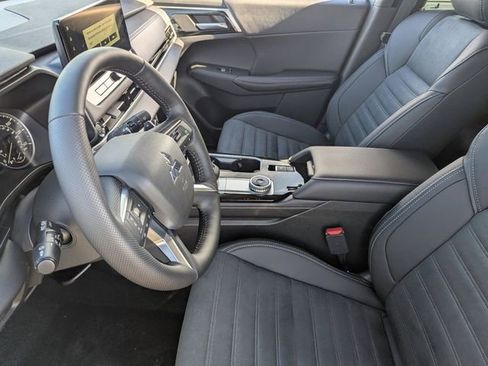 New 2026 Mitsubishi Outlander Trail Edition image 11
