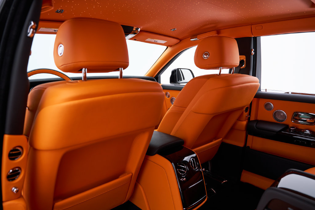Used 2026 Rolls-Royce Phantom Sedan RWD image 60