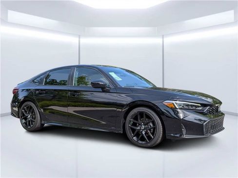Used 2025 Honda Civic Sport image 1