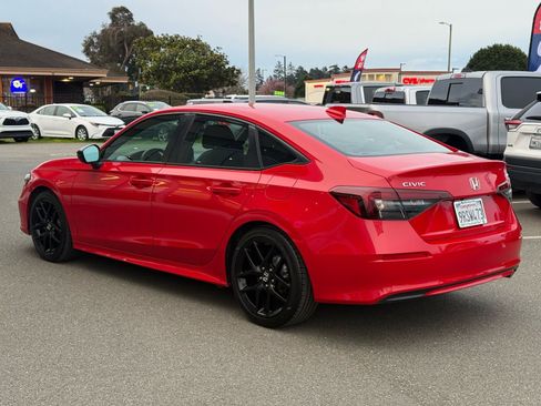 Used 2025 Honda Civic Sport image 5